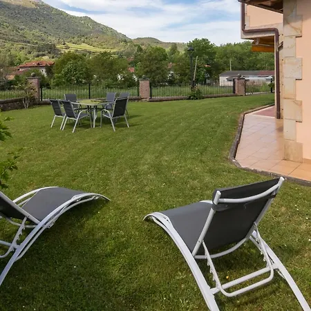 Feriehus Casa Elena Valle (Ruesga)