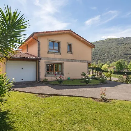 Casa Elena Feriehus *
