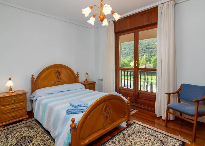 Casa Elena Holiday home Valle (Ruesga)